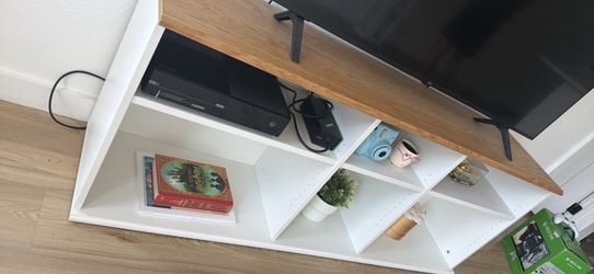 Entertainment console