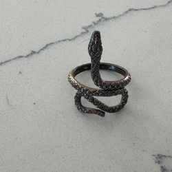 Snake Design Ring