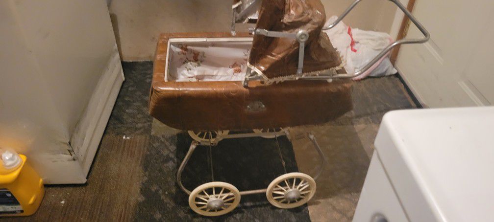 Vintage BABY Buggy