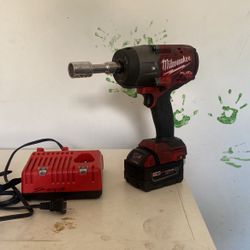 Milwaukee Impact Gun 