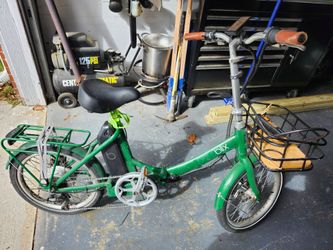 Blix Electric Bike Green with Baskets