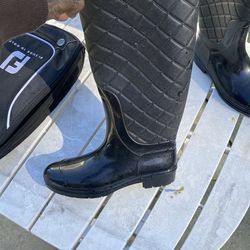Rain boots
