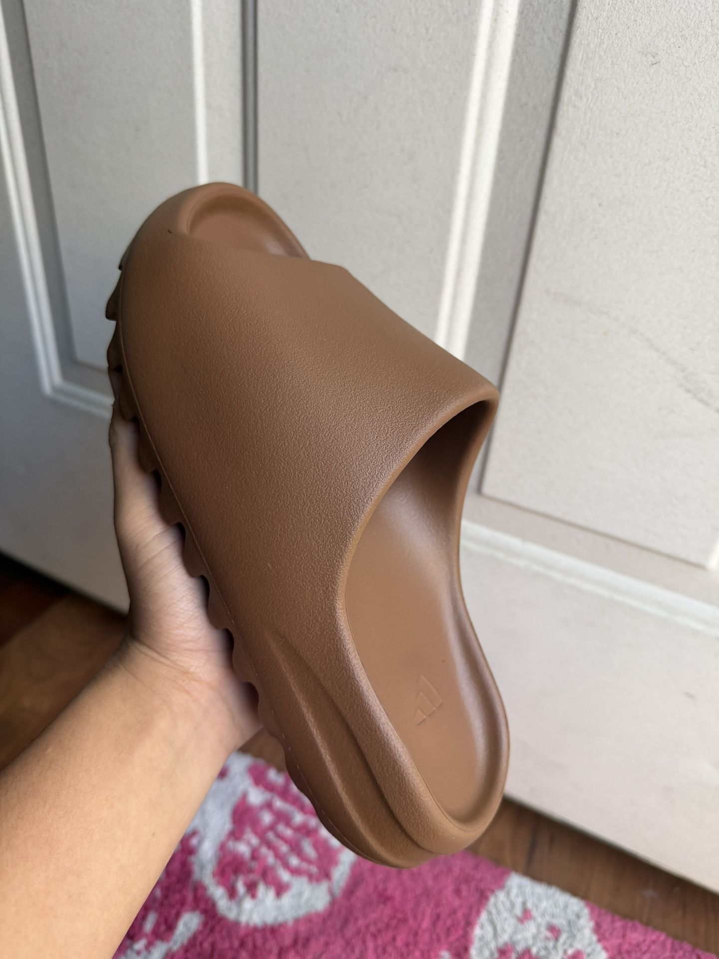 Authentic Adidas Yeezy Slide “Flax” Size 8