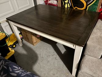 Dinning table