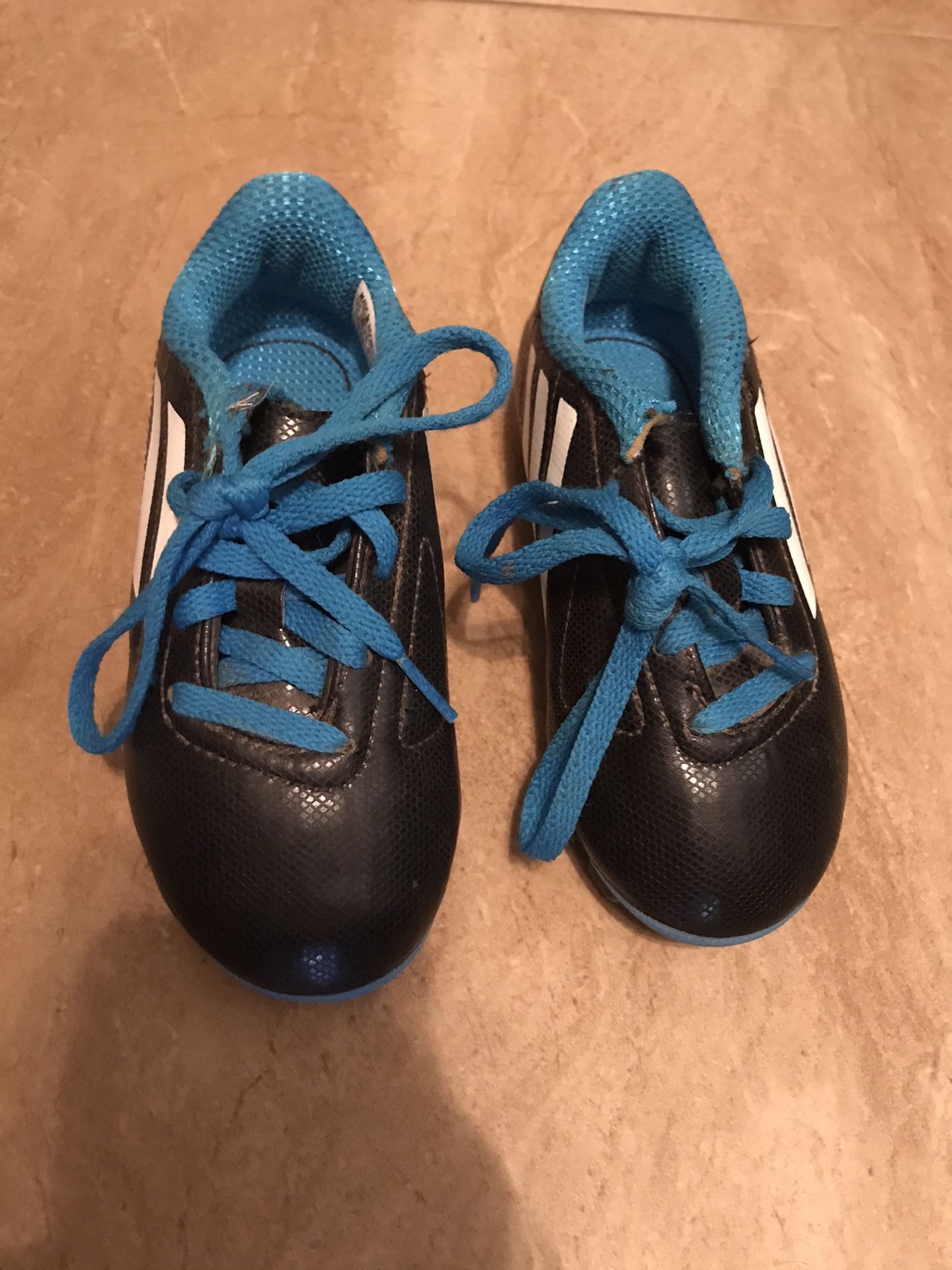 Adidas Boys Soccer Cleats Size 11