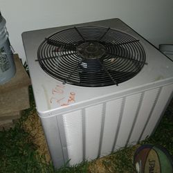 Ac Unit  2Tons