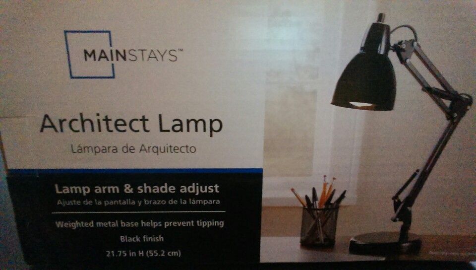 DESK LAMP