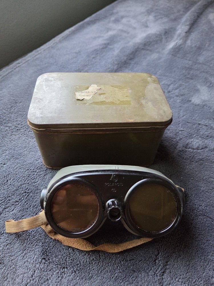 A-BOMB FLIGHT CREW GOGGLES - Very Very Rare!