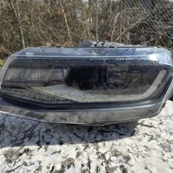 2016-2023 Chevrolet Camaro Left Side Halogen Headlight 