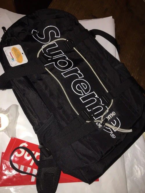 Supreme Fw18 Backpack , It Has Been Authenticated And I Did Include The Online Invoice For This