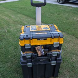 DEWALT 39 in. x 17 in. Tstak Tower Storage System