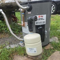 Rheem Water Heater
