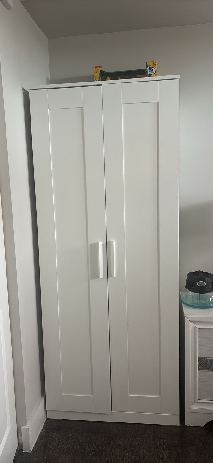 Wardrobe Closet