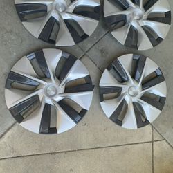 Tesla Model Y Hubcaps