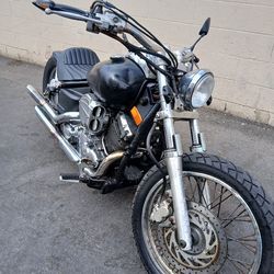 2003 Yamaha Roadstar