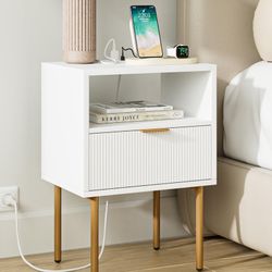 White nightstand With Charging Staton - NEW
