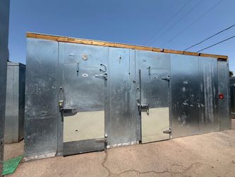 Walk-In Cooler and Freezer Combo Box 22'x9'