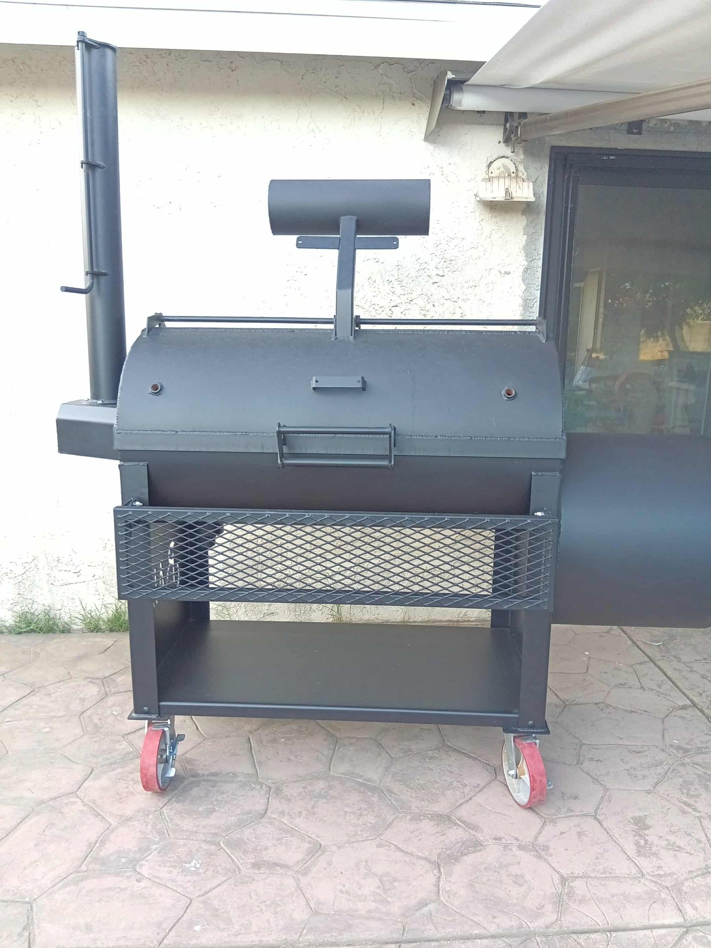 Pipe Smoker (94 Gallon) 🔥 Sale 🦃