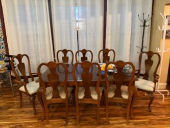 Vintage dining room table and chairs