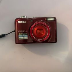 Nikon coolpix L32 camera