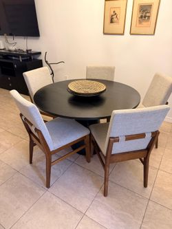 Dining set