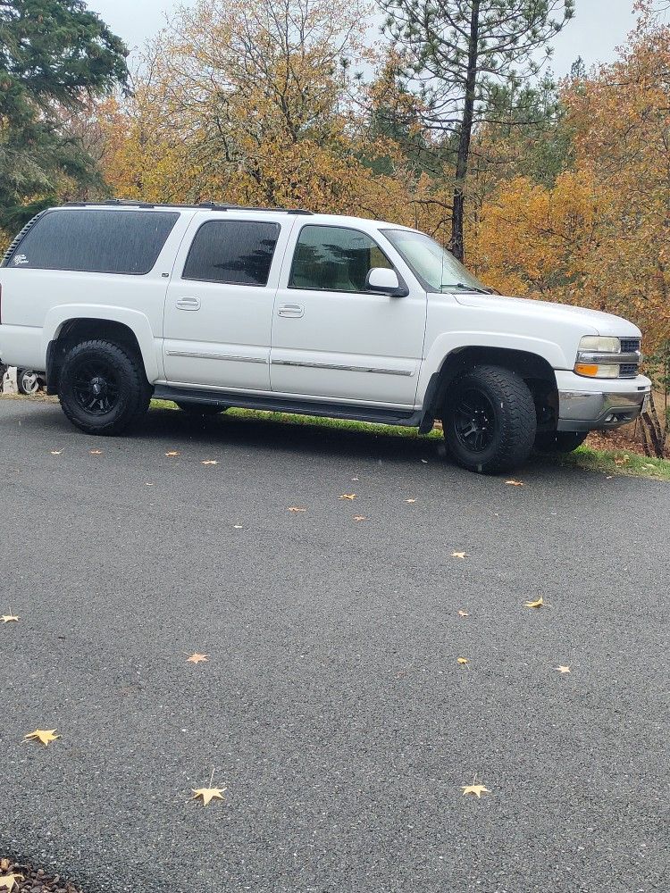 2002 Suburban