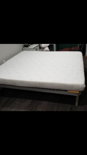 Photo King somycol high perform anatomic sprung bed No reasonable will b refused. Please make offer😊