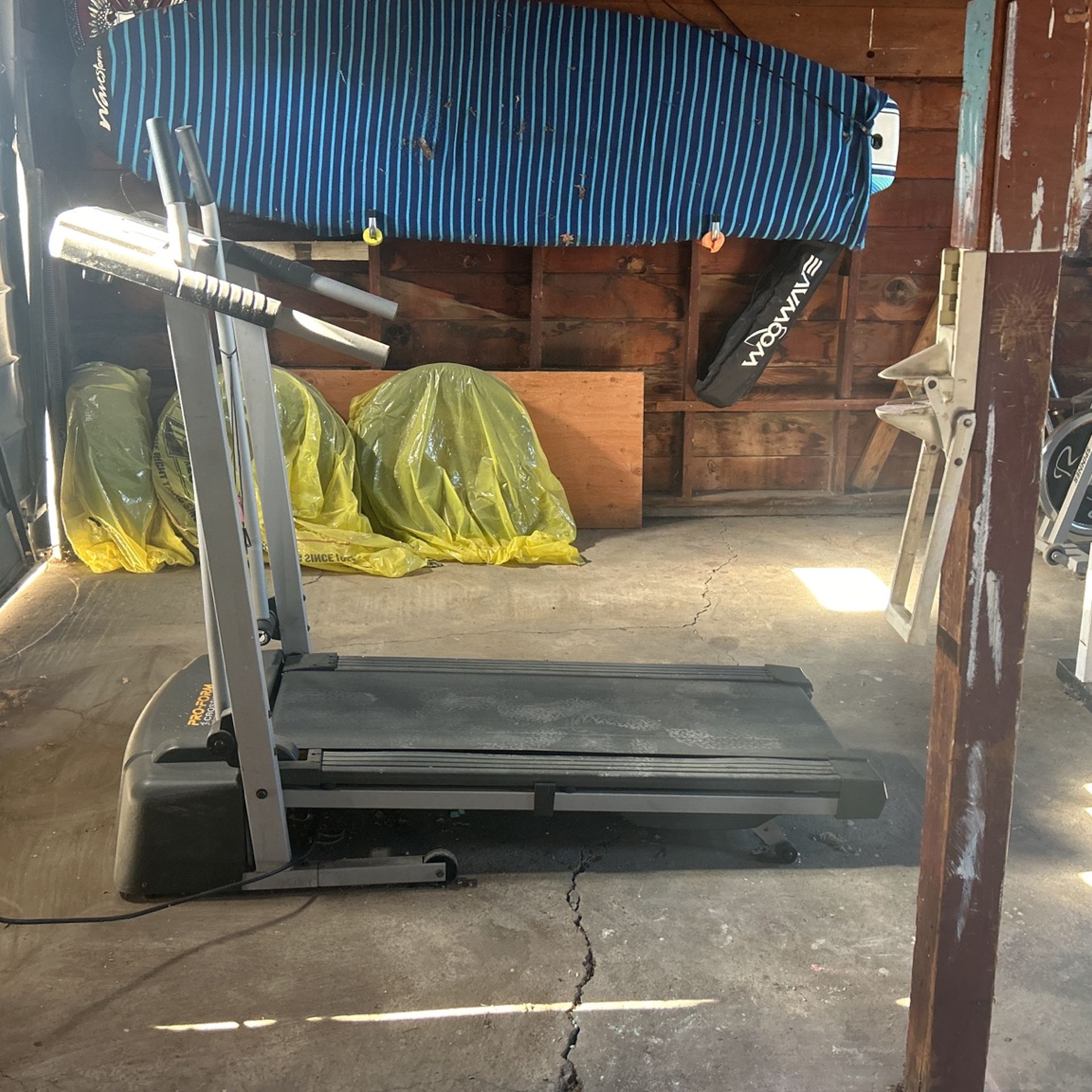 Free treadmill