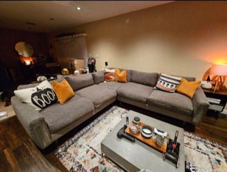 Large Brown Sectional Sofa / Modular Couch
