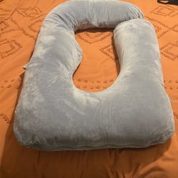Pregnancy Pillow