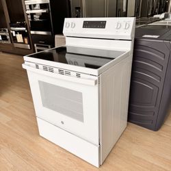 GE 30" Free-Standing Electric Range