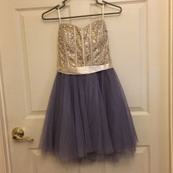 Juniors Dress Size 9