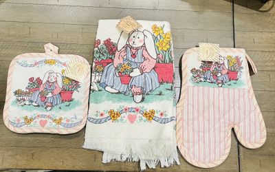Easter Kitchen Towel, And Pot Holder Set