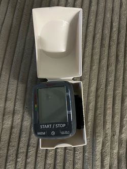 Wrist Blood Pressure Monitor with Case
