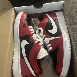 Jordan 1 Lows Chicago Flip W8.5