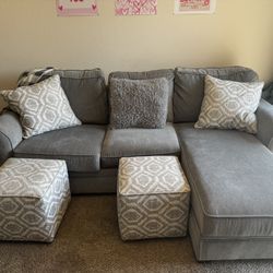 Sectional/Sofa 