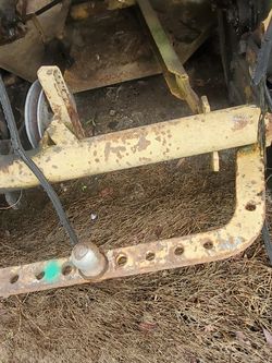 Cub Cadets. 2 run. 3rd needs motor installed. Extra deck comes with 