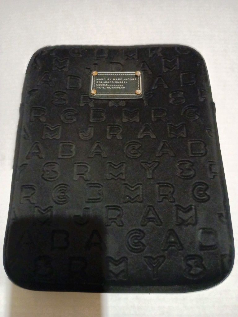 Authentic Marc By Marc Jacobs Ipad Sleeve