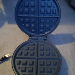 !! Waffle Maker 