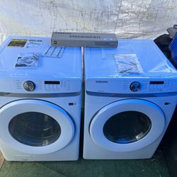 Washer And Dryer Samsung Smart Matching Set ( Almost New Washer With A New Dryer )