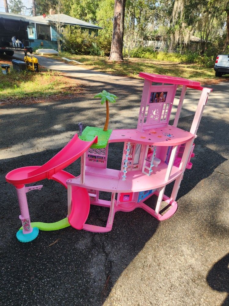 Barbie Dream House