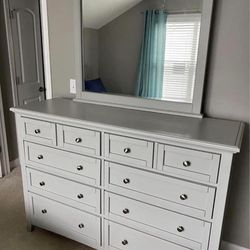 Make up Vanity with 6 light