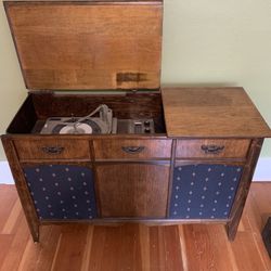 Vintage Radio And Record Player