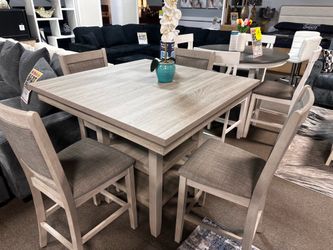 Stunning dining table set! $499 🤍📦 Easy Financing!