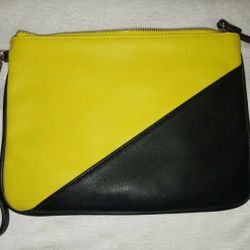 Nine West Table Treasures Pouch Clutch Handbag Wristlet Black/Yellow 
