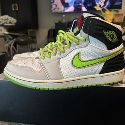 Jordan 1 Size 10 1/2