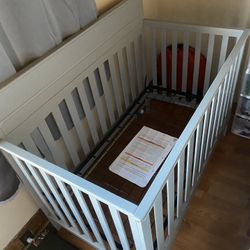 Convertible Crib 