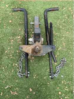 Heavy duty trailer hitch
