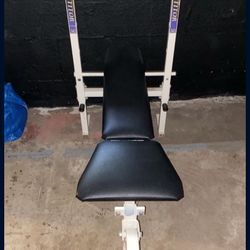 Weight Bench 