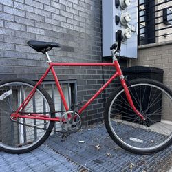 Schwin continental Hybrid Road Bike 